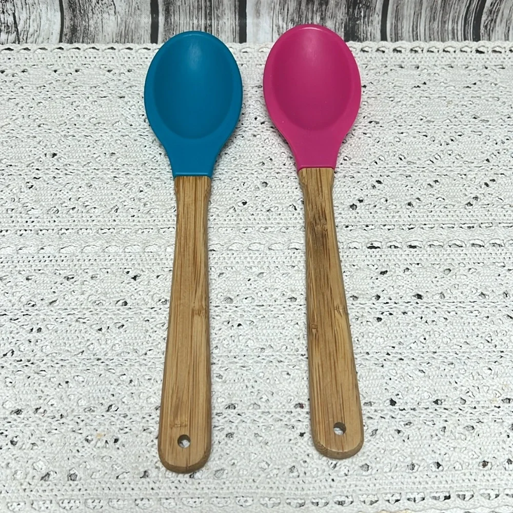 10 piece Kitchen set~ Measuring - Mixing and more!